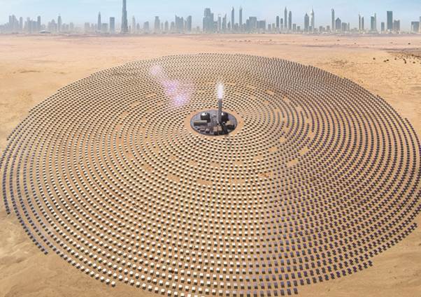 사막 위에 조성 중인 두바이 솔라파크 전경.  두바이 수전력청