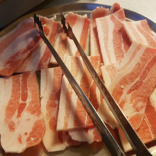 냉동삼겹살 이미지
