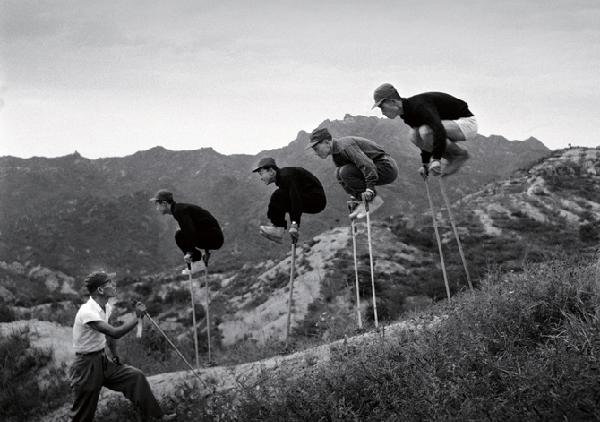 [월간산]1959년 스쿼밸리 올림픽 출전을 위한 선수선발을 위한 훈련 장면(북한산 세검정 부근에서).