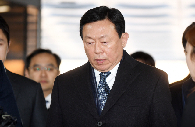 (속보) 법원 "박근혜·신동빈, 명시적 청탁 없어" | 인스티즈