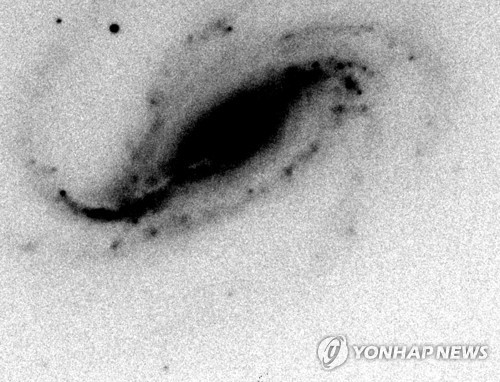 아르헨티나 아마추어 천체 관측가 빅토르 부소가 촬영한 초신성 폭발 장면 [AFP=연합뉴스 자료 사진]