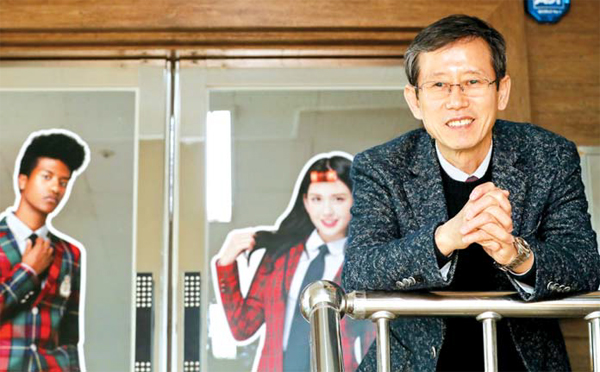 더엔진스쿨룩스 이미지