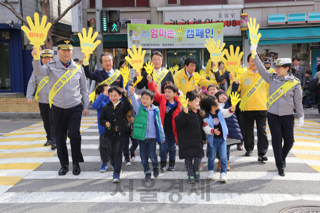 엄마손 사진 3