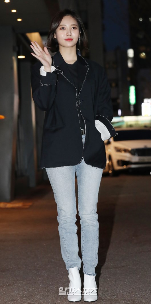 유라음식점 이미지