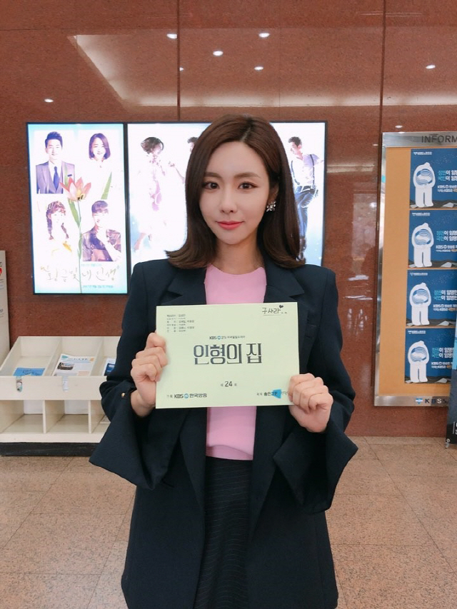 국엔터테인먼트 이미지