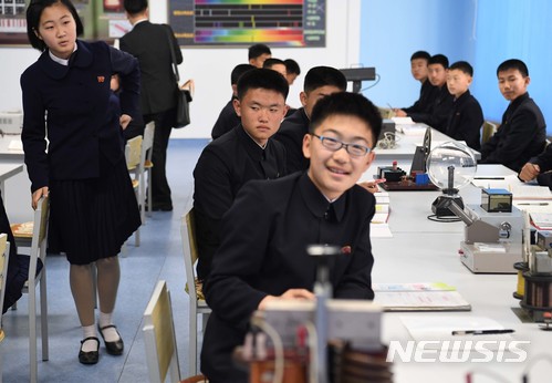 성지관 이미지