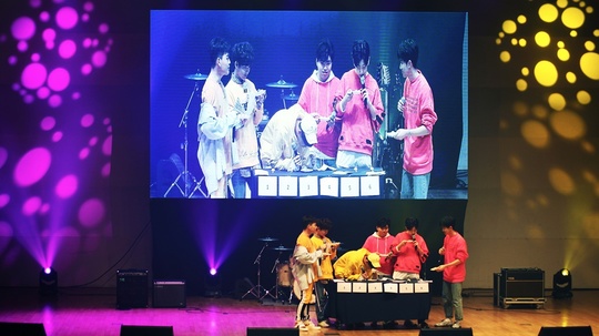 더썬클럽 이미지