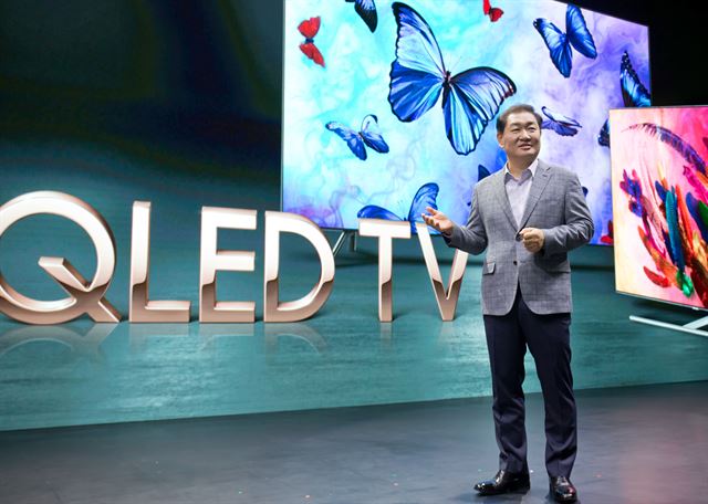 삼성 2018년형 QLED TV 출격..프리미엄 TV '2라운드' 개막