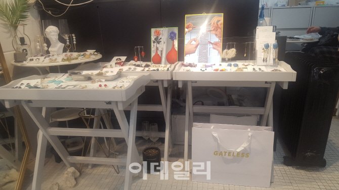 조윤디자인 이미지