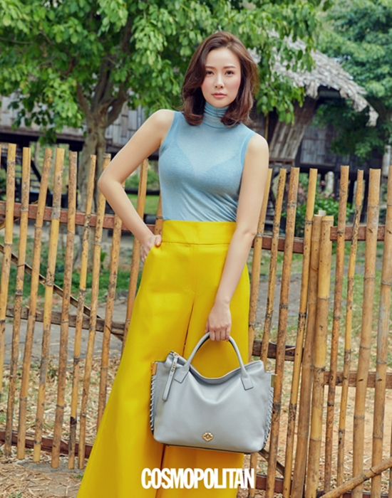 Fashion magazine Cosmo Politan released a picture of Actor Son Tae-young in the May issue. Son Tae-young showed a sophisticated and wonderful summer style through this picture taken in Chiang Mai, Thailand.In addition to digesting intense color costumes in the background of the woody forests, the match of sophisticated accessories also attracted Eye-catching. Chiang Mai was a place with a quiet and relaxed charm.I felt comfortable without doing anything big.I think I was able to enjoy the right time for a long time because I had to eat, enjoy and rest. Especially about the moment left in Memory, I participated in the morning yoga class with the staff, but I think I will remain in Memory.There was a song, saying, Oh, oh, oh, oh, oh, oh, oh, oh, oh, oh, oh, oh, oh, oh, oh, oh, oh, oh, oh, oh, oh, oh, oh, oh.It was a fresh experience to wake up a quiet dawn. I think that the secret to maintaining a perfect body is always I can not perfect. If the habit of dancing for a long time is loose or the balance of the body I thought is shaken, the body responds and moves first.Were busy, and were working with aerobics and muscle strength, and we cant be perfect without effort.Photos and interviews by Son Tae-young can be found in the May issue of Cosmo Politan and on the official social media and website of Cosmo Politan / Photo=Cosmo Politan