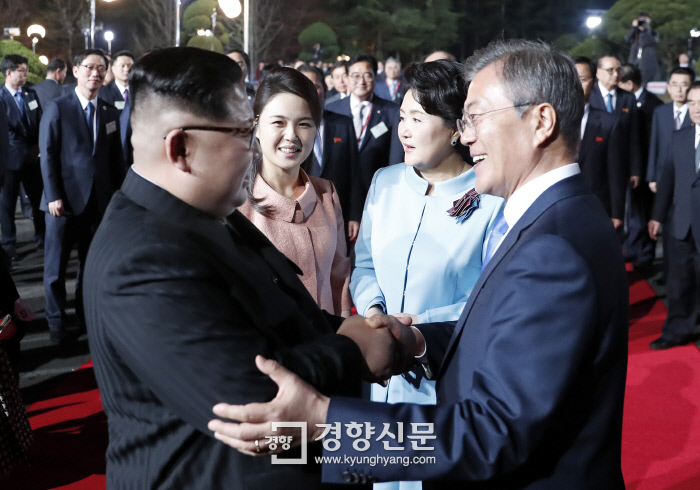 그날그시간 이미지