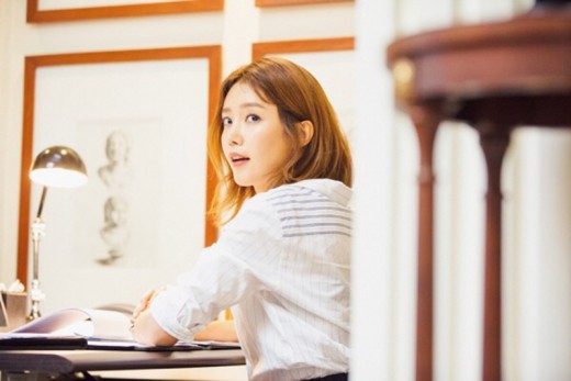 Suits Chae Jung-an Im like Jang Dong-gun and Park Hyung-sik brother, warm people Drama Suits, which depicts the stories of attractive characters in an attractive place called Koreas top law firm.From the first broadcast, the first place in the drama is announced to be refreshing, and interest in the actors is increasing.Among them, actor Chae Jung-an showed a reasoned affection for KBSs new tree Drama Suits. Chae Jung-an is appearing in Drama Suits as a charming girl with a delightful charisma.Hongda is a legal secretary, assistant, and partner of Miniforce, revealing a harmonious acting with anyone and bringing out the favorable reception of viewers.Hong Da-ham, a treasure No. 1 of the play, a partner of the soul, and a person who can hold everything in the law firm, is working as a secretary with excellent knowledge and judgment. Chae Jung-an, who is dressed in such custom, is thinking of Suits and why she chose this work, the charm of Hong Da-ham I asked myself about the hotness of what character is the effort-making human being who makes life self-directed.As you can see from the relationship with Miniforces lawyer, 13 years of long partnership is based on deep bond, warm side and fellowship from the inside.These men and women chemistry felt a unique and attractive relationship beyond romance.If you point out the point of view of Drama, I think that the process of Ko Yeon-woo going through the crisis as a lawyer in Kang & Ham, and the chemistry of Yeonwoo and Miniforce seats will give great pleasure.The role of redness, which backs up like The Master in it, is also an interesting part.I think Chae Geun-sik (Choi Kyoung-hwa) lawyer and I will give you a pleasant pleasure among serious men. The breathing between the actors is Jang Dong-gun and the form is like a brother, and the three women are like sisters.Especially, Jin Hee-kyung is like the eldest sister, and everyone takes care of it. It will be difficult with schedule.It is so warm that shooting is fun, but it is fun to have time together. Chae Jung-an, who returned with a pleasant charisma.As Suits assistant and The Master, he has raised a lot of expectations for the development of Drama since he has been drawn with a special presence.The wonderful women and adult womens movements among wonderful men will make the eyes and ears of the Drama fans more enjoyable in the future. Suits broadcasts every Wednesday and Thursday night at 10 pm.