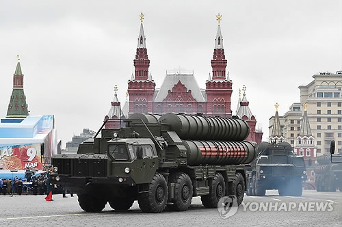 러시아의 S-400 '트리움프' 방공미사일. [AFP=연합뉴스]