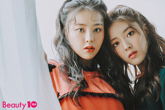 Actor Lee Se-young and Park Seo-Yeon have released their best friends.Actors Lee Se-young and Park Seo-Yeon boasted a long friendship through the May issue of the Beauty & Life magazine Beauty Ten published by Ten Asia. On May 4, Beautyten released a May issue picture with Lee Se-young and Park Seo-Yeon.In the pictorial concept of friendship, the two actors showed various expressions from dreamy eyes to naughty laughter.Lee Se-young, who started acting as a child actor in 1996, has been active in various works and has solidified his position as a 20th actress.In the recently released movie Suseong-mul, he plays the role of 10 minutes Hee-jung and plays a hot role across the screen and screen. Lee Se-young said, I have never received acting The Lesson.I felt that the scope of experience that I can express in my mid-20s was not wide. Park Seo-Yeon debuted in 2013 with 10 minutes of the groups top-selling music video Cigarette and started acting in earnest through MBC drama Moms Garden.He is also famous for his Facebook original Early Songs. He said, I want to take a horror movie Lee Se-young.I hope that Seyoung is the victim, he laughed. The two are 27-year-old Circle of Friends friends.I first met at a group of acquaintances six years ago and quickly became familiar with them.Lee Se-young said, I wanted to get close because I thought that a pretty child was doing strange things and that he was my fault .Park Seo-Yeon said, We usually see more than four days a week when there is no work. It is the secret of Circle of Friends to often look at and talk to faces.