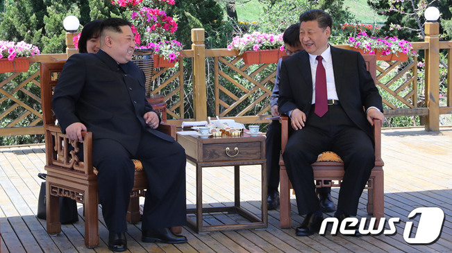 5월 7일부터 8일까지 중국 다롄에서 시진핑 국가주석과 김정은 북한 국무위원장이 만났다. (신화통신) © News1 황덕현 기자