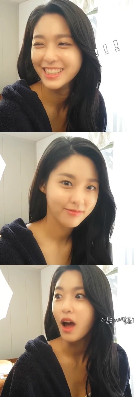 The girl group AOA Seolhyun has a cute charm. Seolhyun posted a video on his 7th day with an article entitled #0103 # 3: # Seolhyun # Time is not right now. The video showed a sleepy figure.He opened his eyes conscious of the oncoming camera, asking if someone in the video was sleeping, and Seolhyun said, Im thinking.I was studying the pose how to get better. Despite the late dawn time, his beautiful beauty is impressive. The birthday poem in the video means the time consisting of the same number as my birthday.Seolhyuns birthday is January 3, so Seolhyun is 1:03. Meanwhile, Seolhyun is SNS to meet with fans on screen through Kim Kwang-siks movie Ansi City