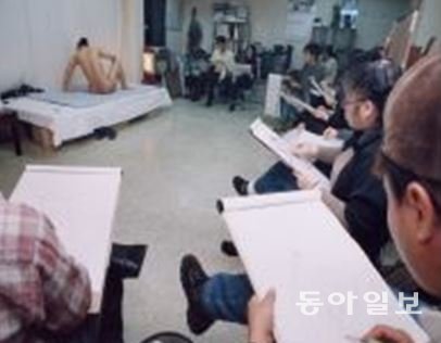 한국누드모델협회 이미지