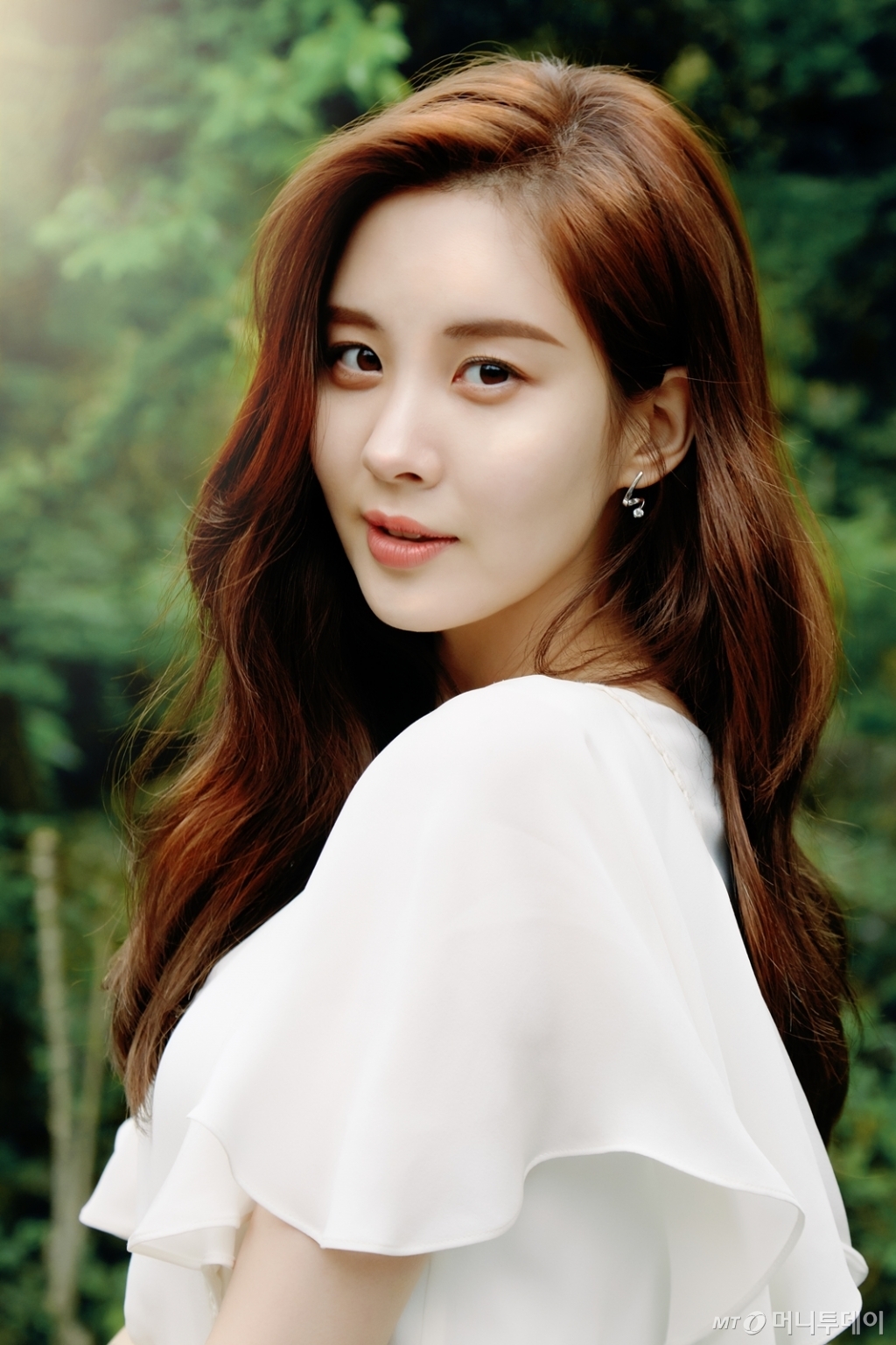 Girls Generation Seohyun Unveils Cosmetics Ad Pictorial Cut Sophisticated Look