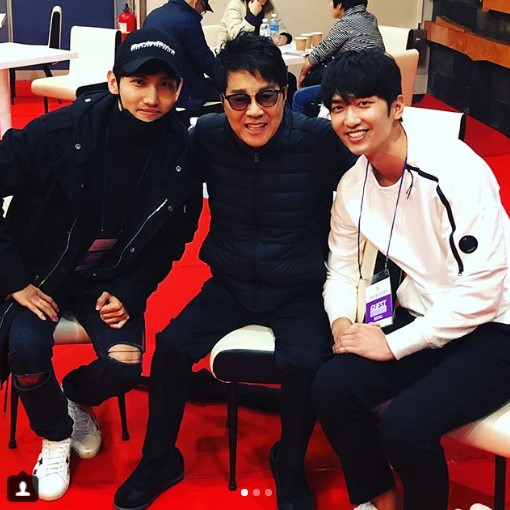 [★SNS] 최강창민, 조용필과 콘서트 인증샷 할 말 잃었다