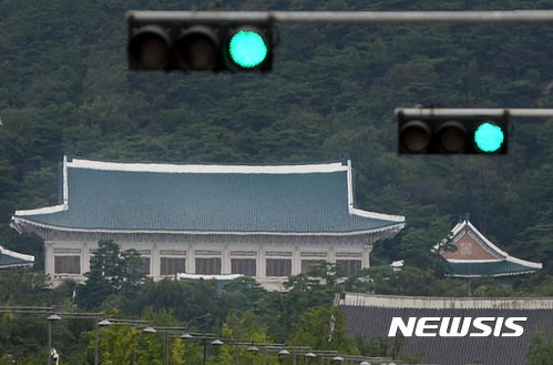 【서울=뉴시스】 청와대는 13일 북한의 풍계리 핵실험장 폐쇄 일정 발표를 환영한다고 밝혔다. (사진=뉴시스 자료사진) 2018.05.13. photo@newsis.com