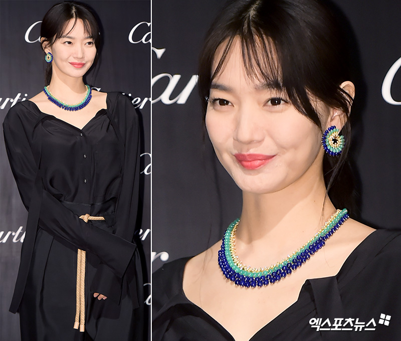 Actor Shin Min-a, who attended the launching event of the jewelery brand Cartier held at K Hyundai Art Museum in Sinsa-dong, Seoul on the afternoon of the 14th, poses.Give me a good greetingShy MannequinsIncomparable BeautyHigh-quality beautyLovely greetings