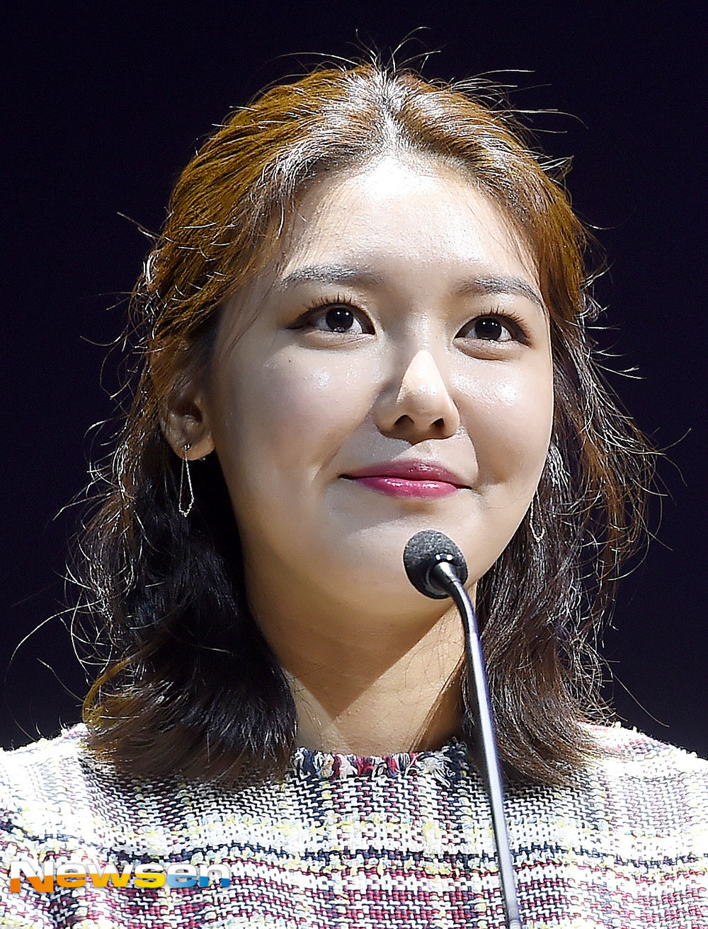 The opening ceremony of the 3rd World Play Education Convention and the 5th Asian Play University Festival were held at the ArtCenter College of Design, Seoul Campus, Seoul, Seoul, Seoul,Sooyoung is seeing a society on this day.kim hye-jin
