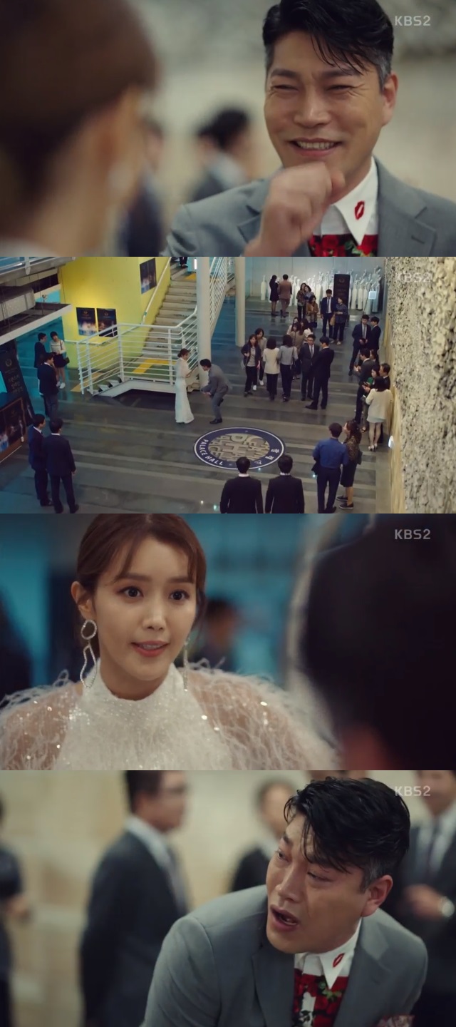 Chae Jung-an dressed in dress and put on a miff-faced Choi Gwi-hwa for The Punisher.On May 16, KBS 2TV drama Suits 7 (played by Kim Jung-min/directed by Kim Jin-woo), Hong Da-ham (played by Chae Jung-an) forced her date with Chae Keun-sik (played by Choi Gwi-hwa).Miniforce and Chae Geun-sik made a bet over the mock court, and when Park Hyung-sik was built, Chae Geun-sik asked Miniforce to borrow the secretary Hong Da-ham for five days.Miniforce had reduced the period to three days, but the anger that I learned about it was angry.Hong Da-ham went to Chae Geun-sik and said he would formally raise a problem with the lawyers association, but Chae Geun-sik then negotiated with the Russian Ballet VIP ticket.Three days decreased to one date, and Chae Geun-sik said, After the performance, a cup of vodka in a caviar at a luxury bar.When Hong Da-hee said, The performance is done, and the performance is done with no meals. Chae Geun-sik emphasized, OK, instead, the dress code is strictly correct.Then, Hong Da-ham was dressed in a dress and dated Chae Geun-sik and spoke out, but Chae Geun-sik liked it as you are the most beautiful person here tonight.Yoo Gyeong-sang