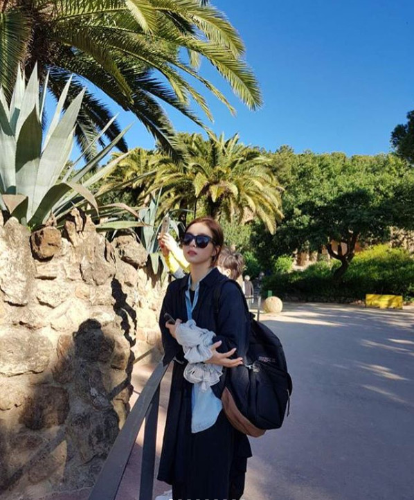 Actor Shin Se-kyung has revealed his recent travels to Spain.Shin Se-kyung uploaded several photos from Spain Madrid and Barcelona to his Instagram on May 17.Inside the picture is a picture of Shin Se-kyung walking around Spain, with a bright expression and relaxed daily life.sulphur-su-yeon