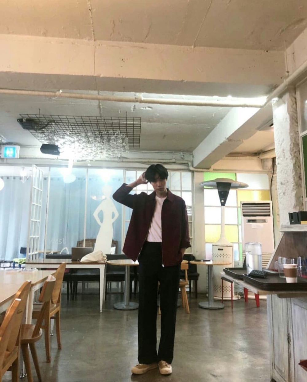 Ryu Jun-yeol boasted an extraordinary physical.On May 18, the official Instagram of C-JeS Entertainment, a subsidiary company, posted a recent photo of Ryu Jun-yeol.In the photo, Ryu Jun-yeol boasts a proportion that stands out in simple fashion. The image of Ryu Jun-yeol, which is model-faced, is impressive.kim ye-eun