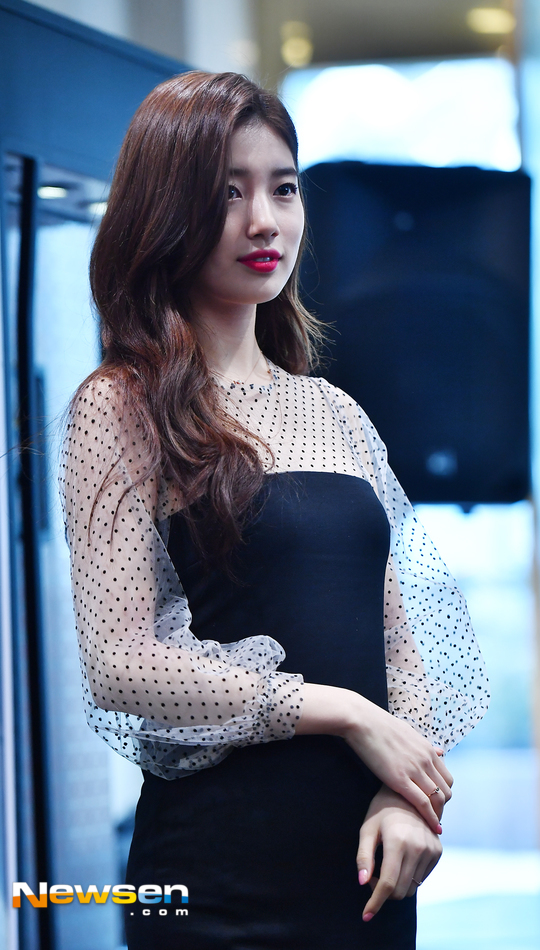 Singer and actor Bae Suzy has made an official statement on the controversy that has arisen since the Blue House National Petition, which specifies the mutual name of a Studios.Bae Suzys agency, JYP Entertainment, said on the afternoon of May 21, Bae Suzy told Studios on the 19th that he wanted to apologize directly, but the Studios said he would contact the lawyer instead of receiving an apology.We have heard about the article on the side of Studios, and we will ask for advice and follow the opinions of Legal Representative.Bae Suzy recently joined the Blue House National Petition, which calls for the punishment of the perpetrators after the confession of the victim of the famous YouTuber Yang Yewon, a victim of the Illegal nude shooting.However, the controversy erupted when Studios, which was not related to the incident, was identified as the perpetrator.Bae Suzy said on the 19th, I learned that the name and owner of Studios in the Blue House petition, which I expressed my consent a while ago, has been changed and that those who are not related to this case are suffering damage.I would like to say that I am sorry to the Studios because I think the damage has increased by expressing my consent in the article.It is my fault that I did not look at these parts carefully even if I did it in a good sense.I think I should tell you that the Studios are not related to this now.However, apart from this, I hope that the hearts of those who want the truth of this case to be revealed will continue. The Studios said on the 21st, The National Petition, which exposes our Studios, has come up, and Bae Suzy has agreed to the National Petition.When the news that Bae Suzy joined the company, the number of petitioners increased rapidly from 10,000 to more than 100,000 in a day and more than 170,000 in two days. Bae Suzy thinks it is different from the general public like us.Bae Suzy, who clicked hundreds of thousands on a sns post, must have known enough about his influence.If we agreed to a petition that exposes our Studios location and mutuality and branded it as an Illegal, and tried to certify it to my sns, I think it would be necessary to grasp the minimum facts and act. Bae Suzy has posted an apology for us, but is it not happening in a word of apology?Not to blame, Mr.Bae Suzy, but where should our Studios be compensated for the damage caused by this?I hope this incident will be a lesson in how much damage can be caused by the unprecedented influence of celebrities. The national petition publishers, the distributors, the comment terrorists, the Blue House, which has long neglected the defamation petition, and Mr. Bae Suzy will take necessary measures after a review of the Legal Representative He added:hwang hye-jin