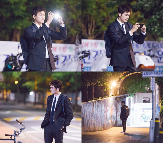 There are two men who have a genius memory that they never forget, a empathy ability to disarm their opponents, and a ability to have one.This man is growing up, working on these two special abilities, solving cases as a lawyer, although fake.It is the story of Ko Yeon-woo (Park Hyung-sik), a fake new lawyer in KBS 2TVs tree drama Suits.The growth of the past has been remarkable, and the endless events are being solved one by one with their own ability that others can not do.In the last Suits 7th ~ 8th, I thought that I would overturn the request for dismissal of forgery employees, and revealed the embezzlement of large accounting firms.In addition, he grasped the past events of his mentor, Choi Kang-seok, and brought a new phase of the drama.On the 23rd, the production team of Suits is concentrating attention by releasing a scene where you can expect the growth of Ko Yeon-woo and the extraordinary ability of Ko Yeon-woo.The photo released captured a scene from the 9th episode of Suits. In the photo, Ko Yeon-woo is walking alone on the streets on a dark night.It is a rare street, and it is like looking for something, and the eyes of the hawk are flashed, or the photographs are taken on the mobile phone, which stimulates tension and curiosity at the same time.Graffiti, which is filled with walls here, adds curiosity as to whether it is a meaningful clue.The most eye-catching is the expression of Park Hyung-sik, who is just right for Ko Yeon-woo. Ko is a man with sharp observation and genius memory.He had the power to make a decision to find a solution in his own way.Park Hyung-sik is expressing the characteristics of characters that change according to the situation and increasing the immersion.This steel also contains the characteristics of such a sharp and genius.Suits production team said, In the 9th episode that is broadcast today (23rd), Ko Yeon-woo will face the traffic accident Hit-and-run incident.In the play, Ko lost his parents in the Hit-and-run incident as a child. This incident has a great meaning to Ko Yeon-woo.In such an important event, Ko Yeon-woo will show another genius.I would like to ask for your interest and expectation for Park Hyung-sik, an actor who plays it, in a big growth every time. 