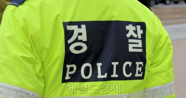 [단독] 한밤 중 학원으로 돌진한 경찰차..무슨 일이? | 인스티즈