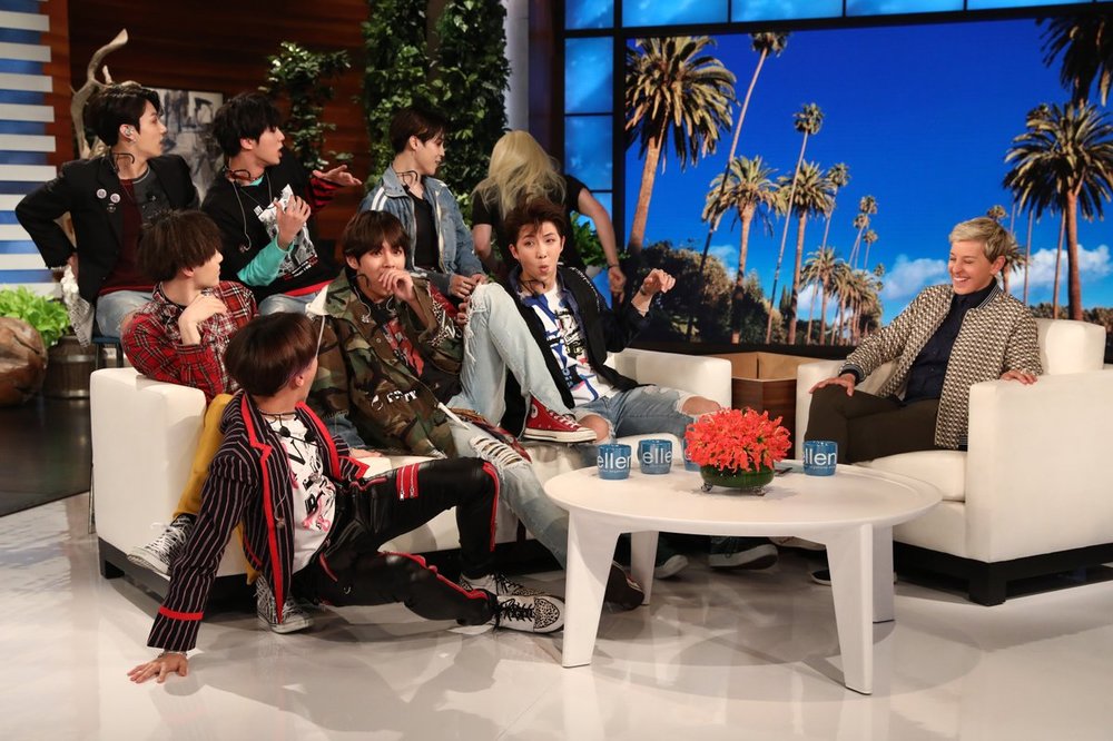 <p>A picture of the NBC signboard talk show The Ellen DeGeneres Show (Peter Ellenshaw) of the group Dark & ​​amp; Wild (RM, Jin, Sugar, Jay Hop, Jimin, Vi, political station) was released .</p><p>Peter Ellenshaw side On the afternoon of May 22 (Korean time), I posted a picture with the sentence OMG.I scared BTS. # BTS x Ellen on the official Twitter.</p><p>The published pictures show how Dark & ​​amp; Wild members are shooting in the studio with Ellen de Zeneras, the moderator of Peter Ellenshaw. It seems that the Dark & ​​amp; Wild members are surprised at what. Especially Jay Hop adds a worrisome thing when it fell from the sitting chair until it fell.</p><p>Dark & ​​amp; Wilds recording ended on 18th. The broadcast will be held on the morning of 26th.</p><p>Dark & ​​Wilds Peter Ellenshaw appearance is the second time. Last November, I first appeared in the program and gathered topics.</p><p>Meanwhile, Dark & ​​amp; Wild who came back on 18th regular 3 volumes LOVE YOURSELF turn Tear (Love Your Self front) ) was held on Monday at the MGM Grand Garden Arena in the US Las Vegas MGM Grand Garden Arena We released the new song stage for the first time at 2018 Billboard Music Awards (BBMAs). In the award ceremony this afternoon, he also won the honor of winning Top Social Artist for the second consecutive year.</p><p>The domestic schedule plunges into the beginning of the Mnet Dark & ​​amp; Wild Comeback Show (BTS COMEBACK SHOW) broadcasted at 8:30 pm on the 24th. She plans to appear in KBS 2TV Music Bank on the 25th, MBC Show! Music center on 26th, SBS Inkigayo on 27th, and so on.</p>