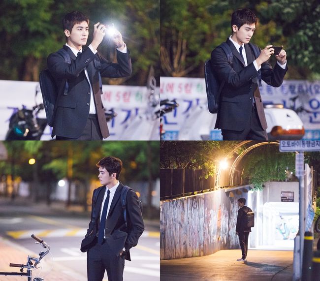 The genius power of Suits Park Hyung-sik is activated.Once you see and understand, there are genius matching kings that you never forget, empathy ability to disarm your opponent, and two ability to have one.This man is growing up, working on these two special abilities, solving cases as a lawyer, although fake.It is the story of Ko Yeon-woo (Park Hyung-sik), a fake new lawyer in KBS 2TVs tree drama Suits.The growth of the past has been remarkable, and the endless events are being solved one by one with their own ability that others can not do.In the 7th and 8th sessions of Suits, the company thought it would overturn the request for dismissal of forgery employees and revealed the embezzlement of large accounting firms.In addition, he grasped the past events of his mentor, Choi Kang-seok, and brought a new phase of the drama.Meanwhile, on the 23rd, the production team of Suits is drawing attention by releasing scenes that can expect Ko Yeon-woos growth and his performance through Ko Yeon-woos extraordinary ability.The released photo captured a scene of the 9th episode of Suits, which is broadcast today (23rd). In the photo, Ko Yeon-woo is walking alone on the streets on a dark night.It is a rare street, and it is like looking for something, and the eyes of the hawk are flashed, or the photographs are taken on the mobile phone, which stimulates tension and curiosity at the same time.Graffiti, which is filled with walls here, adds curiosity as to whether it is a meaningful clue.The most eye-catching is the expression of Park Hyung-sik, who is just right for Ko Yeon-woo. Ko is a man with sharp observation and genius matching king.He had the power to make a decision to find a solution in his own way.Park Hyung-sik is expressing the characteristics of characters that change according to the situation and increasing the immersion.This steel also contains the characteristics of such a sharp and genius.In this regard, the production team of Suits said, In the 9th episode broadcast today (23rd), Ko Yeon-woo will face the traffic accident Hit-and-run incident.In the play, Ko lost his parents in the Hit-and-run incident as a child. This incident has a great meaning to Ko Yeon-woo.In such an important event, Ko Yeon-woo will show another genius.I would like to ask for your interest and expectation for Park Hyung-sik, who plays it, because of the growing growth of the company every time. Monster Union, Entermedia Pictures