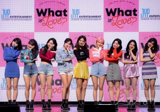 TWICE appeared on Mste which aired on Saturday afternoon.Prior to the stage of the third album, Lee Jin-hyuk Me Up, TWICE appeared in the opening, What Orange Is the New Black Love?Was introduced in Korean version for a minute and it has a youthful charm.It is especially noteworthy that TWICE has decorated the opening with the Korean stage in Mste, which has been popular in Japan for 32 years since 1986.The opening of the Korean stage in Mste is very unusual, and it is a glimpse of TWICEs hot local popularity.In this program, which is based on the theme of Love Song Ranking that my parents told me, What Orange Is the New Black Love?TWICE, which was the opening stage, appeared for the fourth time among the singers, and showed Lee Jin-hyuk Me Up .Especially, it gave a lively audience with the lyrics UP UP and intense performance such as Cheering.On the same day, a video was introduced to announce the high school dance department of the topic. The dance department of this school also showed performance that mixed the choreography of five genres according to TT, and the atmosphere like TWICE special broadcast was unfolded.TWICE, which topped the Oricon Weekly Single Chart with a weekly single chart and 262,658Point with sales of 299,195 copies in the first week of the Billboards Japan album, released on the 16th, Lee Jin-hyuk Me Up, set a new record of exceeding 200,000 copies for the first time from Japans first single to third album and three consecutive works.The Oricon Weekly singles chart also topped the list for three consecutive times.The new record of 4 consecutive platinum certification was also in front of me.TWICE has won three consecutive platinum certifications with its debut best album #TWICE released in June last year, its first single One More Time in October, and its second single Candy Pop in February this year.On the 26th and 27th, TWICE will hold TWICE 2ND TOUR TWICELAND ZONE 2: Fantasy Park IN JAPAN at the Saitama Super Arena.The tour will continue on the 2nd and 3rd of next month at Osaka Castle Hall.