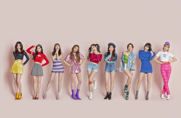 TWICE, Mste Opening Decoration ..Korean Stage Unusual TWICE appeared on Mste which aired on Saturday afternoon.Prior to the stage of the third album Wake Me Up, Japan single, TWICE appeared in the opening, What Is Love?Was introduced in Korean version for a minute and it has a youthful charm.It is especially noteworthy that TWICE has decorated the opening with the Korean stage in Mste, which has been popular in Japan for 32 years since 1986.The opening of the Korean stage in Mste is very unusual, and it is a glimpse of TWICEs hot local popularity.In this program, which is based on the theme of Love Song Ranking that my parents informed me,TWICE, which decorated the opening stage, appeared for the fourth time among the singers and showed Wake Me Up .Especially, it gave a lively performance to viewers with intense performances such as UP UP and cheering squad.On the same day, a video was introduced to announce the high school dance department of the topic. The dance department of this school also showed performances that mixed the choreography of five genres according to TT, and the atmosphere like TWICE special broadcast was unfolded.TWICE, which topped the Oricon Weekly Single Chart with a weekly single chart and 262,658 points with sales of 299,195 copies in the first week of its release based on the Billboard Japan album released on the 16th, set a new record for Japans first single to third album and three consecutive first albums of 200,000 copies.Oricon Weekly singles chart also ranked first for three consecutive times.The new record of 4 consecutive platinum certification was also in front of me.TWICE has won three consecutive platinum certifications with its debut best album #TWICE released in June last year, its first single One More Time in October, and its second single Candy Pop in February of this year.On the 26th and 27th, TWICE will hold TWICE 2ND TOUR TWICELAND ZONE 2: Fantasy Park IN JAPAN at the Saitama Super Arena.The tour will continue on the 2nd and 3rd of next month at Osaka Castle Hall.