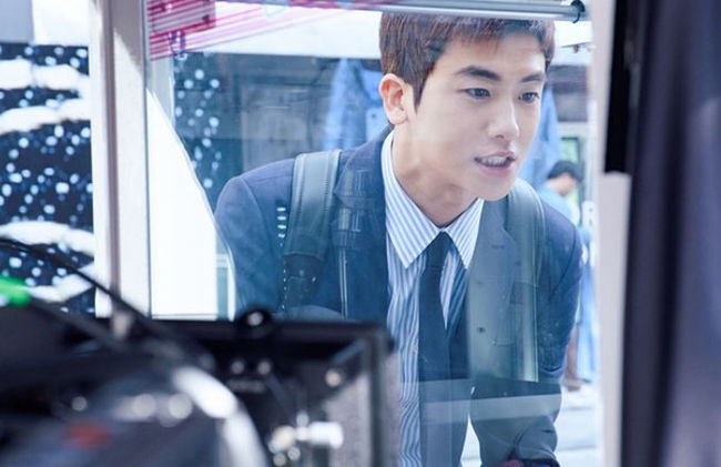 Actor Park Hyung-sik has released Suits shooting behind-the-scenes cuts.Park Hyung-sik wrote on his Instagram account on Thursday: At once with genius angle calculations and natural hand gestures!# I can not draw _ I have tried several times _ Secret and released three photos.Park Hyung-sik in the public photo is wearing a Suits and is enthusiastic about the Prize Claw.This is the scene that appeared in the 9th KBS 2TV drama Suits broadcast last week, and Ko Yeon-woo (Park Hyung-sik) presented the hard-picked doll to Kim Ji-na (Ko Sung-hee).Kim Ji-na said, I picked it at once with genius angle calculation and natural handwork. In fact, it was a doll that was picked after several attempts.How hard Ko Yeon-woo has been to pull this doll is a smile because he can see the desperate expression of Park Hyung-sik in the photo.Meanwhile, Park Hyung-sik is currently playing the role of a fake lawyer with a genius matching king in Suits.Park Hyung-sik Instagram