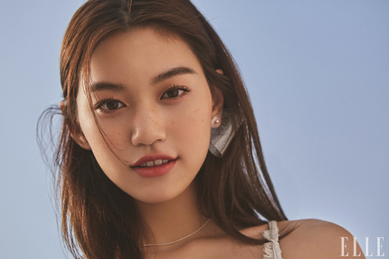 김도연피부 이미지