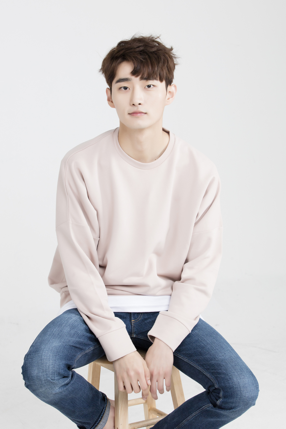 퀸여인숙 이미지