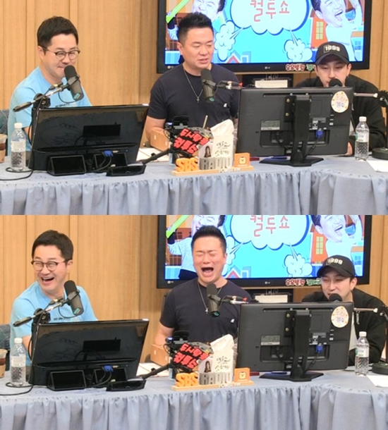 Ji Sang-ryeol has been a special DJ for two consecutive days following yesterdays SBS Power FM Dooshi Escape TV Cultwo Show broadcast on the 29th.On this day, Sleepy recently exchanged letters with BTS, saying, Mr. FM has recommended me, and Jin and I have become close to each other in the Jungles Law.When I received the award or when I was in the Billboards, I congratulated him with a tok, and the answer came.Ji Sang-ryeol expressed envy and said, I usually like BTS too much.I am an entertainer of entertainers.  I do not have any questions for others, but BTS is so curious. 