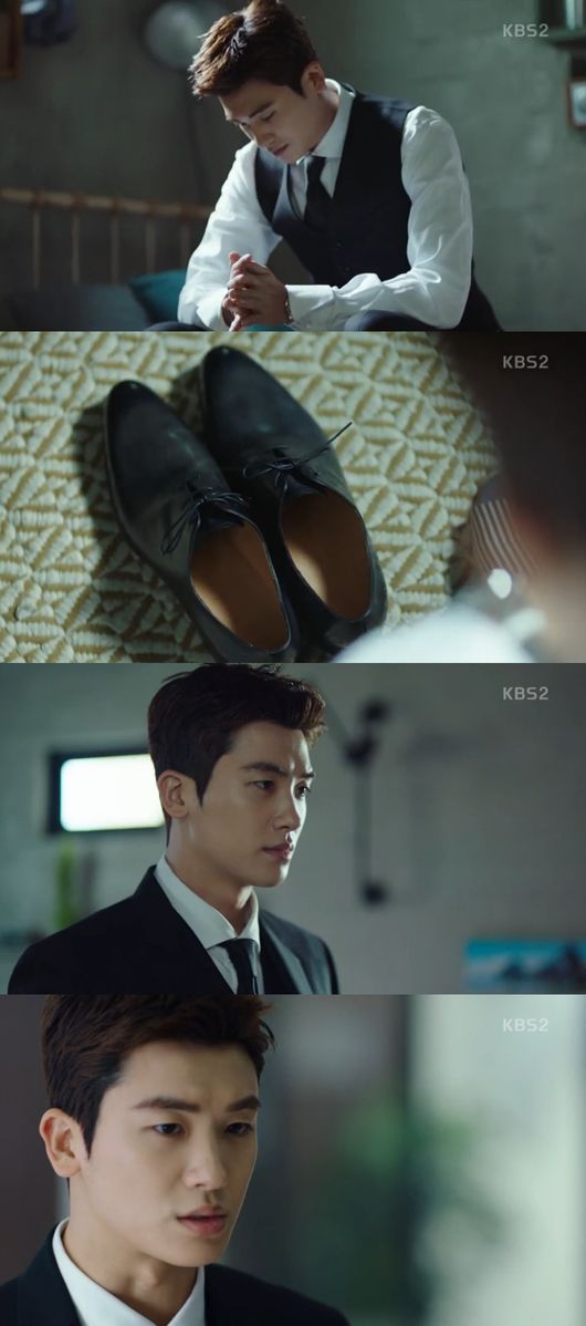 Park Hyung-sik has shown a change in SuitsIn the KBS2TV drama Suits (directed by Kim Jin-woo, playwright Kim Jung-min) broadcast on the 30th, Yeon Woo (Park Hyung-sik) appeared in a neat dress.Gina Rodriguez (Ko Sung-hee) couldnt keep an eye on Yeon Woo, who even sprayed perfume on Guddu on the day.To Gina Rodriguez, who is awkward, Yeon Woo vowed, I will try to be a lawyer that the company wants. He then said, I am a real lawyer.When Gina Rodriguez asked, So youre fake now, Yeon Woo was taken aback.Hong Da-ham (Chae Jeong-an) and Kang Suk (Jang Dong-gun) also had a relationship between Gina Rodriguez and Yeon Woo, which means that the identity of the high-school Woo will be revealed and the tail will be caught.They said they should be careful with each other because it would be a fatal weakness.Go Yeon Woo hovers around Gina Rodriguez, we have to be more concerned before we get closer to each other, Kang Suk said.Yeon Woo appeared in front of Kang Suk in a neat outfit, taking care of Guddu, not sneakers.When Kang Suk was surprised, Yeon Woo said, Did not you say you would give me a single case? I decided to become a strong lawyer from today, I will go ahead with my decision.Kang Suk advised, Dont be smug, do well, just think about winning.Kang Suk told Yeon Woo, who was in charge of the case alone, to find weakness by grasping the opponents desire.Suits broadcast screen capture