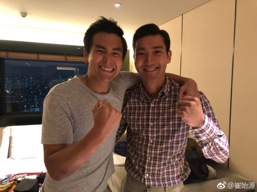 Super Junior Choi Siwon and top Chinese star Eddie Peng confirmed their friendship.Choi Siwon posted a photo on his SNS Wei Bo on the 30th and released his recent news to fans. Choi Siwon had a good time meeting Eddie Peng who visited Seoul.In the public photos, Choi Siwon and Eddie Peng laughed brightly with a Shoulder to Shoulder and left a moment looking at the camera together.Choi Siwon added, Thank you for your support and encouragement, and I have a good time in Seoul with my good brother.Choi Siwon and Eddie Peng worked together in the Chinese-speaking film Popung (2014), which depicts the passion, friendship and love of cycle players.