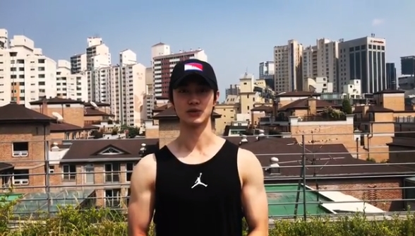 <p>Actor Kwak Dong-yeon joined the 2018 ice bucket challenge.</p><p>Kwak Dong-yeon posted ice bucket challenge participation video on the personal instagram on May 31.</p><p>Kwak Dong-yeon, who was nominated by the actor Park Bo-gum, said, The construction of the first Lou Gehrig sanatoria hospital in the country has been done normally for the first time in seven years since the establishment of the Sunwil Hope Foundation, with many peoples efforts I will assume that there will be support and I need a lot of peoples support and interest until completion .</p><p>Next, I nominate three people are actors Yoon Park, actor Kim So-hyun, actor Dohee, I hope to work together and be a little powerful.</p><p>Meanwhile, Kwak Dong-yeon plans to appear in the JTBC new drama My name is Gangnam Beautiful</p>
