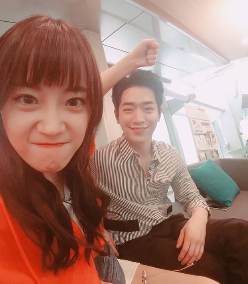 Actors Heo Young and Seo Kang-joon had a friendly time.Heo Young told his SNS on the afternoon of the 5th, #Are You Human Too?# The Roommate # Loyalty # Forever Face Shit #Seo Kang-joon I love you too much because you are human and posted a picture with the article.In the photo, Seo Kang-joon and Heo Young posed playfully with each other; in another photo, they also made cute faces with their eyes wide open.Heo Young showed off his loyalty by appearing as an entertainer on KBS 2TV You are Human starring Seo Kang-joon.Youre Human is a weekly, Tuesday, 10 p.m.Heo Young SNS