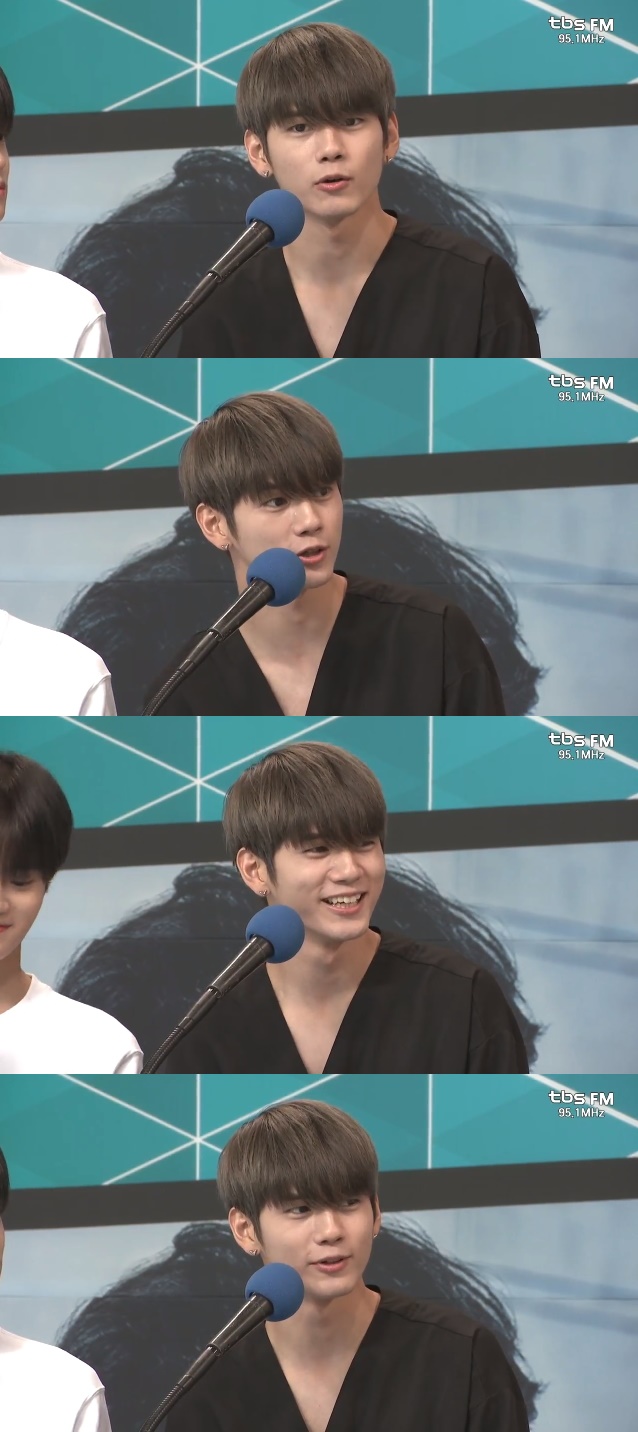 Group Wanna One Ong Seong-wu delivered an episode about the castle.Wanna One Park Ji-hoon, Lee Dae-hui, Ong Seong-wu, Li Kwan-lin and Bae Jin Young appeared on tbs Chois Hurricane Irma Radio broadcast on the 5th.This is Chungbuk Provincial College Ong, which is a rareness with only about 800 people in All States, said Ong-woo.I searched for Choi DJs question, Is he the most famous among the Ongs? I did a search, but there was Ong Dong Kyun among soccer players.Photo: tbs FM