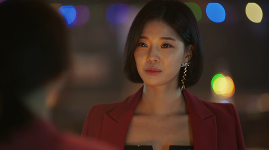 Actor Im Se-mi blackened in The Moment to Stop: About Time, giving the Drama a chewy tension.In TVNs new monthly Drama, The Moment to Stop: About Time, which airs on June 5, Im Se-mi began to move in earnest after seeing the situation where Lee Sang-yoon and Lee Sung-kyung lived in a house and stayed together 24 hours a day, despite warnings.In this weeks broadcast, Subong (Im Se-mi) was offended by the gifts he gave Mika (Lee Sung-kyung). Then Doha (Lee Sang-yoon) heard that he was canceling his marriage and said, I can give you a subong, I can endure it, Im the only one on Earth.I like her and just keep going, and I will be okay in time. She pretended to be cool, but she expressed her sadness to those who looked hurt inwardly.Nevertheless, Subong, who could not stay still any longer after seeing Doha and Mika who were attached all day, went to Dobin (Min Sung-wook), Chiang (Woo Hyo-kwang), and Jae-yu (Kim Dong-joon) to start making troubles for Doha.And, to Mika, Dont be a cheap guy rolling around everywhere, get out of the house right now.If you went to a mans house that you had just met and stuck like a purposeful woman, should you be prepared to do this? Unlike the one that laughed and warned, I caught my eye with a blackened look.The viewers who watched the broadcast said, Imsemi was blacked out properly! Time is completely pure!, Every time I warn you,It was a big hit, and Imsemi is blackening and announces the start of a full-fledged heart-chicket triangle relationship. hwang hye-jin