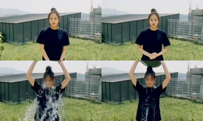 Girl group LABOUMs Ahn Sol-bin joins the 2018 ice bucket ChallengeAhn Sol-bin participated in the 2018 Ice Bucket Challenge on the 5th, and released the video on his SNS on the 6th.Hello, Im Ahn Sol-bin of LABOUM, and Im here to join the Ice Bucket, which is a significant point of view for my sister!Its the first Lou Gehrig Hospital in Korea to be established. Thank you for your interest and love. Next for the challenge!My friends who spent my high school days with me posted a video with SONAMOO New Sun, Pentagon Kino, Ji Min.I hope it will be a little bit of a boost for the people and their families of Lou Gehrigs disease, because it is the first in Korea to establish the Lou Gehrigs Hospital.I hope you have a lot of interest and love. After leaving a message of support, Next, those who will participate in this challenge together are SoNAMOOs New Sun, Pentagon Kino, and Park Ji-min Meanwhile, Ahn Sol-bin is about to make his screen debut as the heroine Sungjina of the action film The Error of Survivor Deflection.global H media