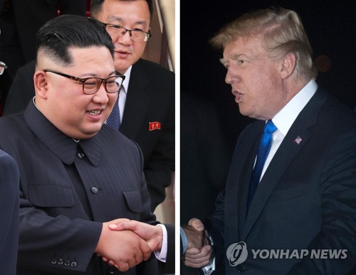 세기의 만남, 이제 하루 앞으로 (싱가포르=연합뉴스) 북핵 위기에서 벗어나 한반도 평화를 구축을 위한 북미정상이 이제 하루 앞으로 다가왔다.       양국 정상은 한국시간으로 오전 10시 싱가포르 센토사섬의 카펠라 호텔에서 양국 통역사들만 대동한 체 2시간 가량 단독회담을 연 뒤 참모들과 함께 확대 회담을 이어갈 것으로 전해졌다.      사진은 10일 싱가포르 창이공항에 도착한 북한 김정은 위원장(왼쪽)과 같은 날 파야레바 공군기지에 도착해 전용기에서 내리는 미국 도널드 트럼프 대통령의 모습. 2018.6.11 [싱가포르 통신정보부 제공, AFP 연합뉴스 자료사진]      photo@yna.co.kr