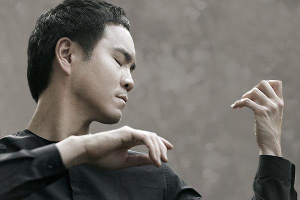 2007년부터 UCLA교수, 2008년부터 링컨 센터 체임버 뮤직 소사이어티 정식 단원으로 활동하고 있는 용재 오닐. 그가 이끄는 앙상블 디토와 디토 페스티벌은 한국에서 가장 대중적인 클래식 프로젝트로 자리잡았다.