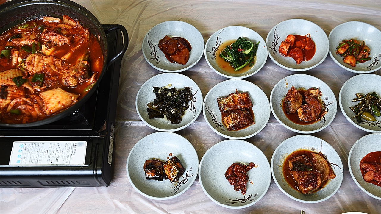 바다네 식당·반찬 이미지